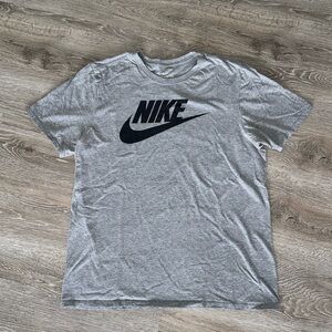 Men’s The Nike Tee